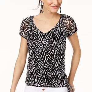 ✨ I.N.C. Tie-Hem Top✨